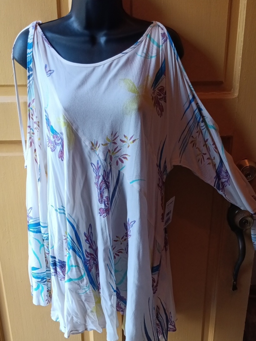 Free People White Cold-Shoulder Floral Tunic with Blue & Purple Accents
